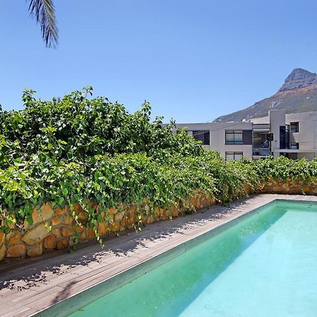 The Rocks Villa Camps Bay Bagian luar foto