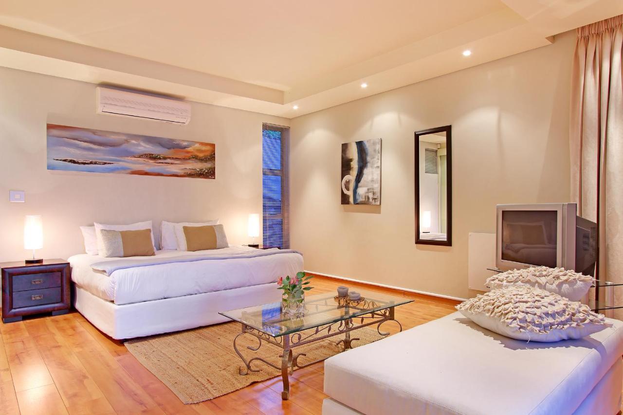 The Rocks Villa Camps Bay Bagian luar foto